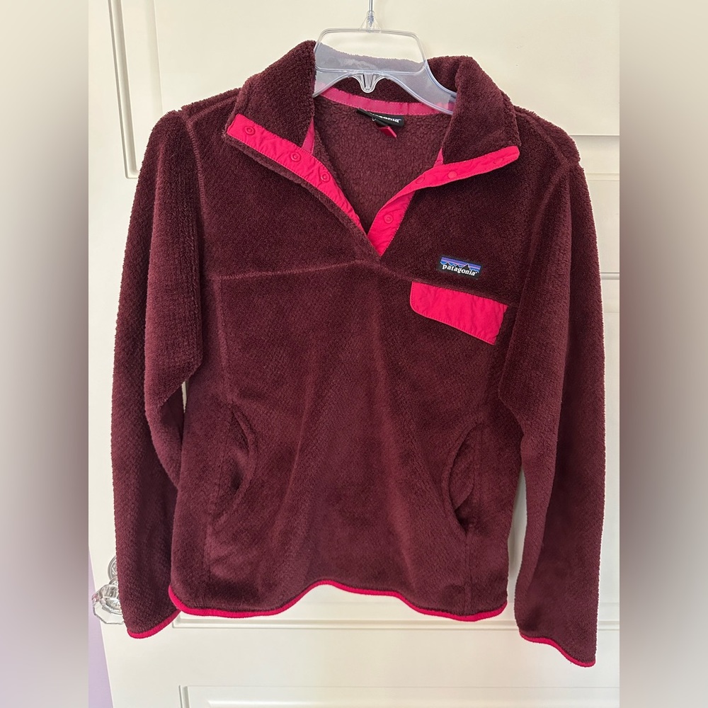 Patagonia Women's Re-Tool Snap-T® Fleece Pullover in Pink/Maroon
